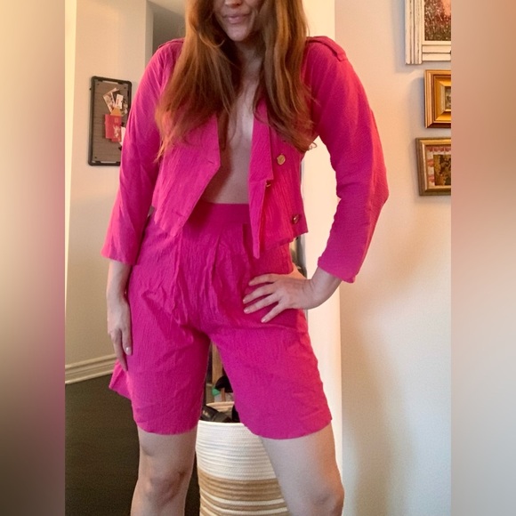 Vintage fuchsia pink blazer and short set - Picture 5 of 10